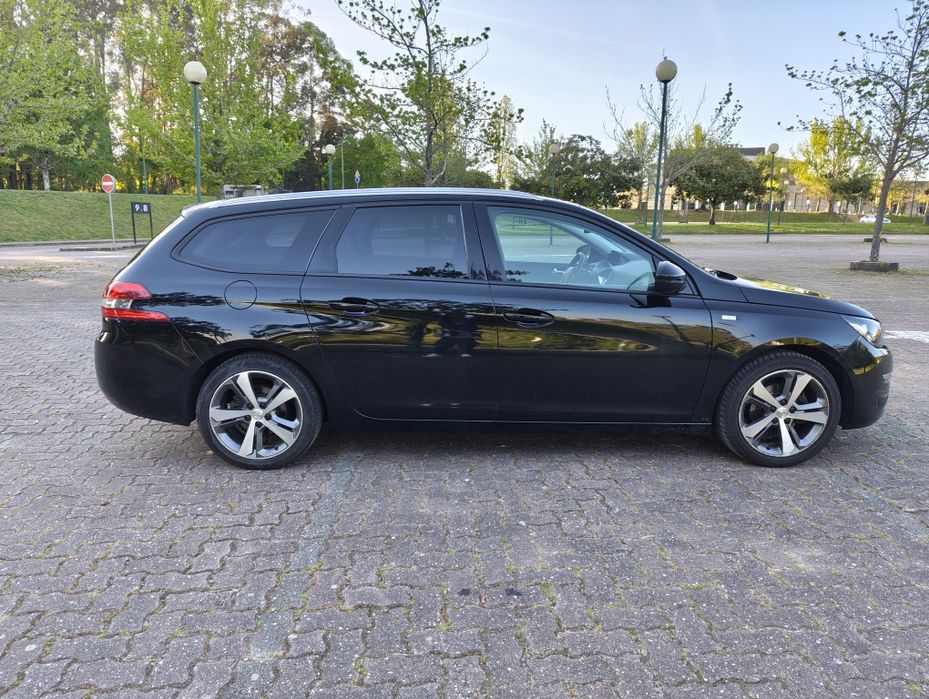 Peugeot 308 SW 1.6 BlueHDi 120cv — Histórico Completo • Teto Panorâmico • Câmara • Pronto a Usar
