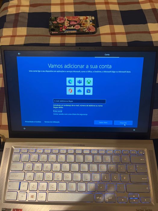 Asus zenbook UM431D (notebook)