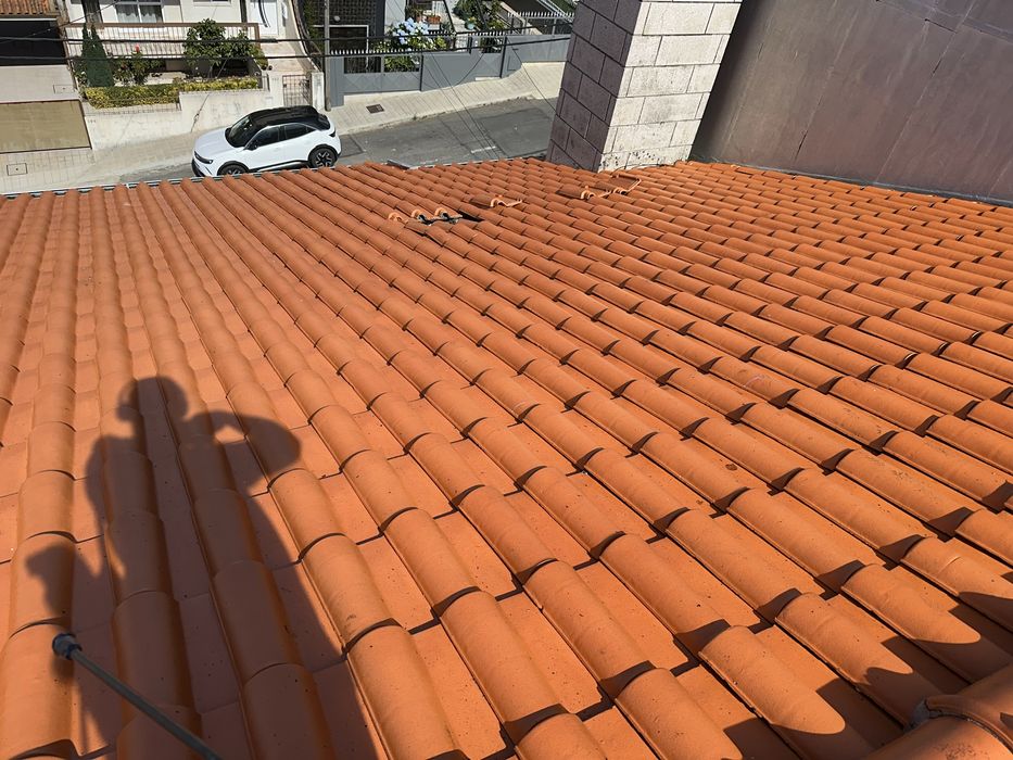 TELHADOS RENOVACÃO E MANUTENCÃO