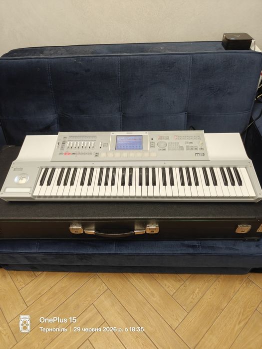 Korg m3 професійний студійний семплер