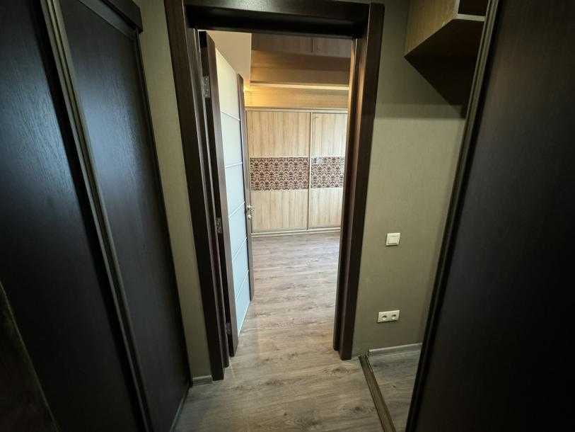 53000$ Квартира 4 кімнати, з ремонтом. Метро Індустріальна.