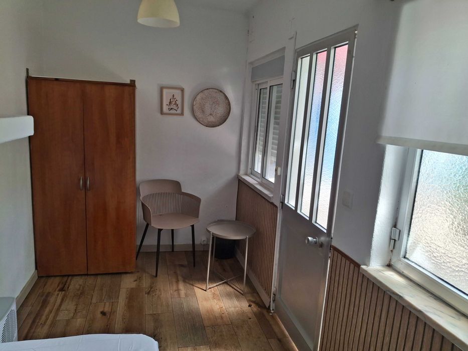 Quarto individual aluga-se no Entroncamento