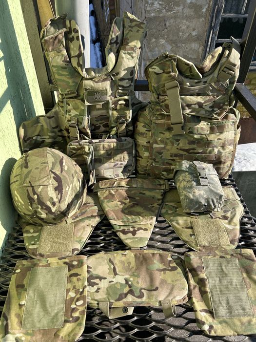 IOTV, розмір x-small повний комплект