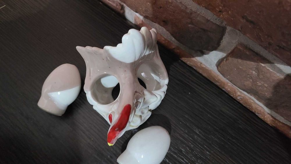 Керамічні набори для солі та перцю з підставкою