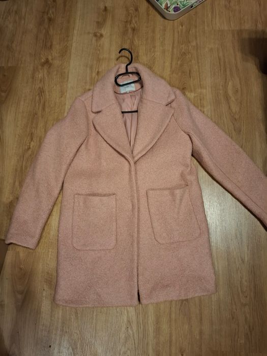 Piękny bukla płaszcz Ichi rozmiar M