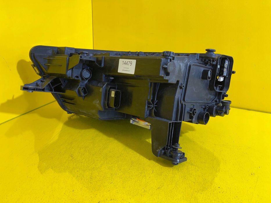 lampa prawa ford tourneo connect iii 21-