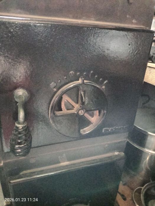 Камін привезений з Німеччини