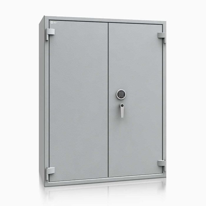 Szafa na broń Siegen Super Kombi 534.7 klasa s1 KL łącznie 31szt broni