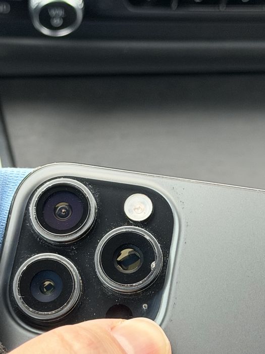 iPhone 16 Pro Max 256GB eSIM Black Titanium (MYW33)