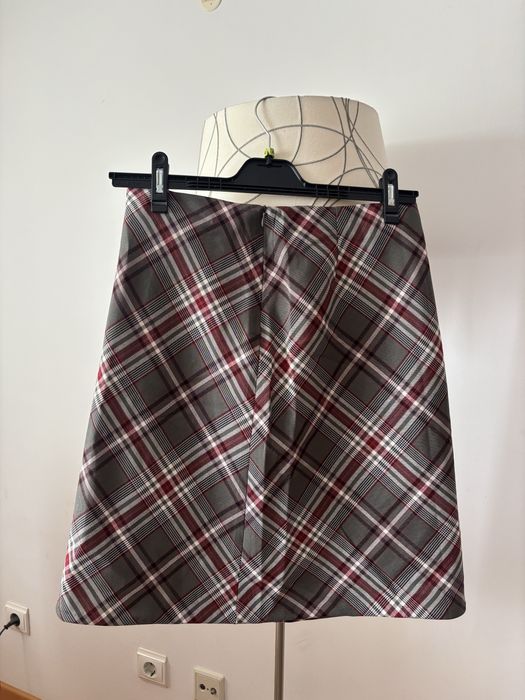 Saia Zara Basic padrão