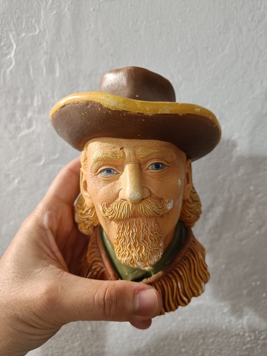 Escultura 'Legends Products'