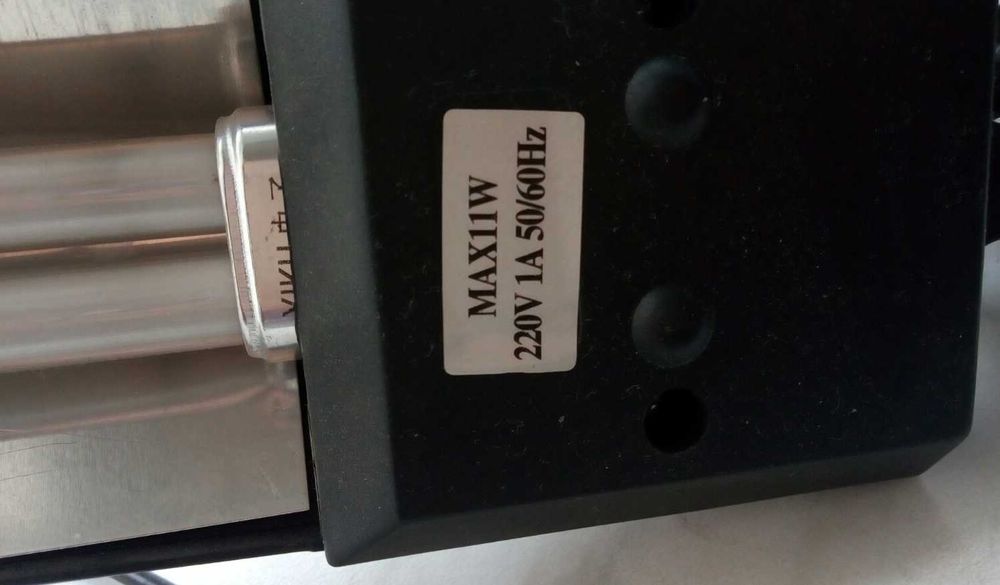 Лампа настольная на струбцине