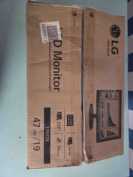 LED монітор LG 19″ стан як новий