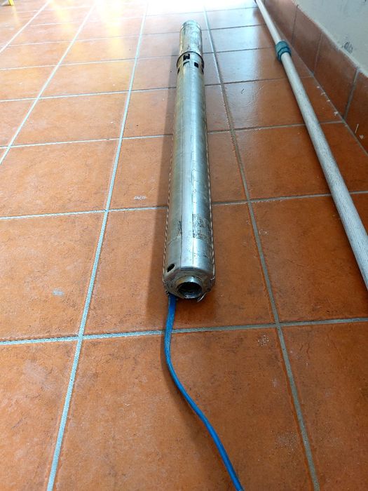 Bomba de água de furo
