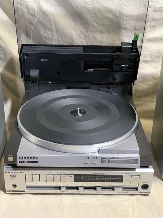 Німецький підсилювач HI-FI Grundig V 30