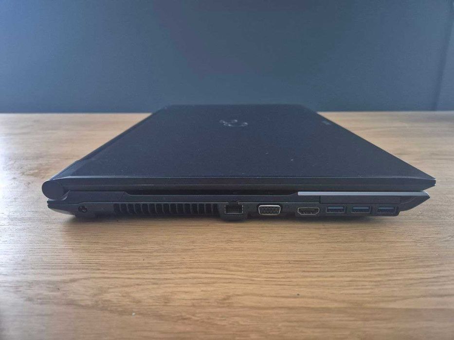 Ноутбук 17.3" Fujitsu LifeBook N532 i7-3630QM 4GB RAM 750HDD FullHD уцінка