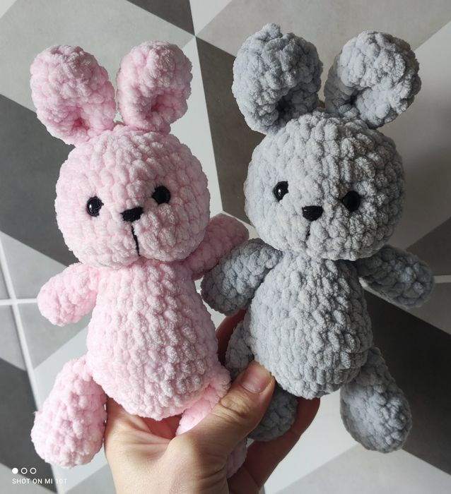 Зайчик 21 см, м'яка іграшка