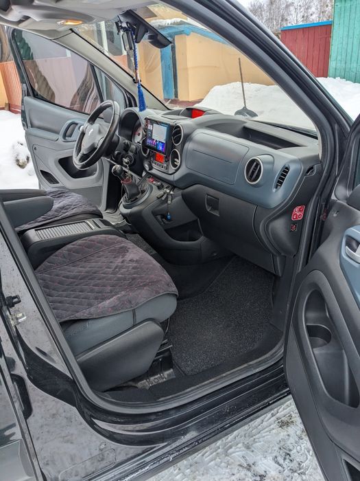 Продам Peugeot Partner 2012рік 1,6 е- HDi.