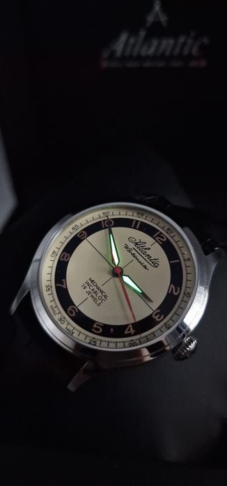 Atlantic Worldmaster Incabloc Mechanical Milano - ring- Swiss Made