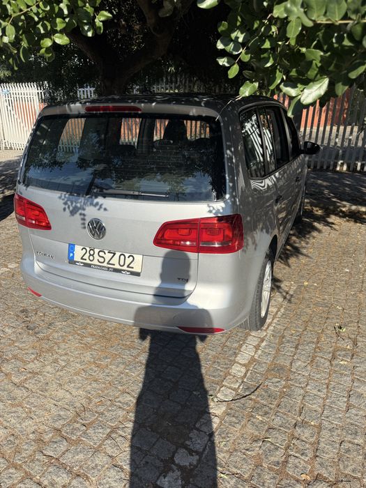 Vw Touran 1.6 TDI 2013 | 5 Lugares