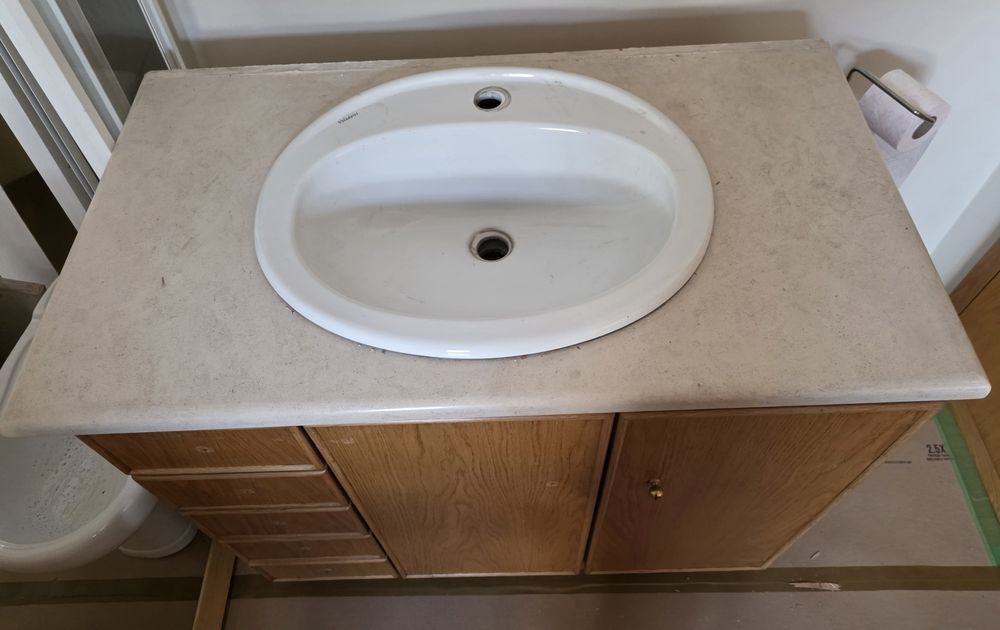 2 moveis iguais de casa de banho vendo junto ou separado
