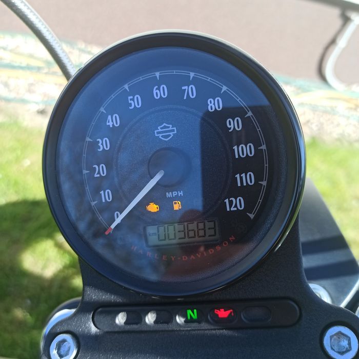 Harley Davidson xl 883 oryginalny przebieg