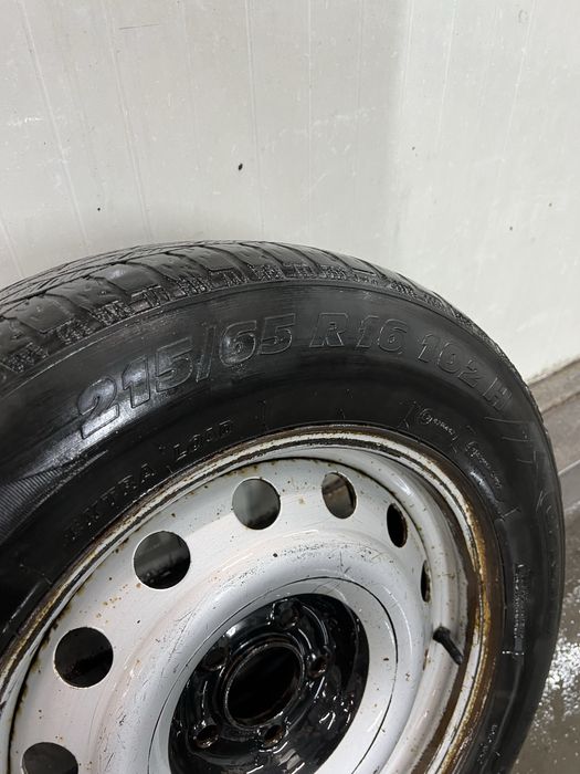 Колесо в сборі 215/65 r16