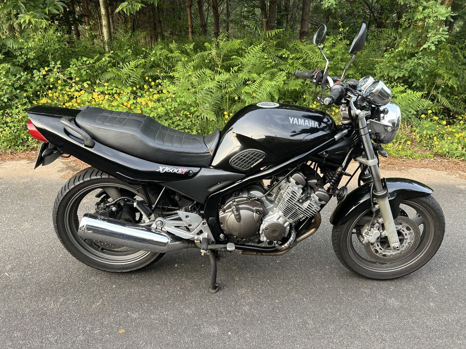 Yamaha XJ600N de 2001