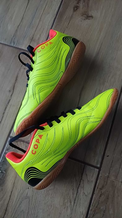 Halówki Adidas roz. 35