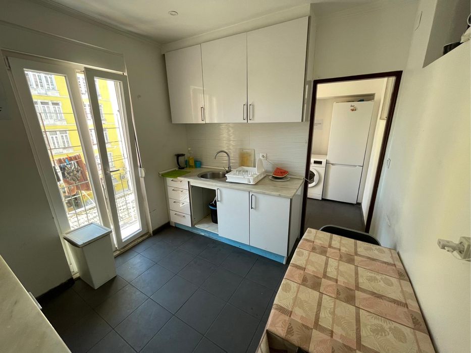 Quarto PARTILHADO Arroios