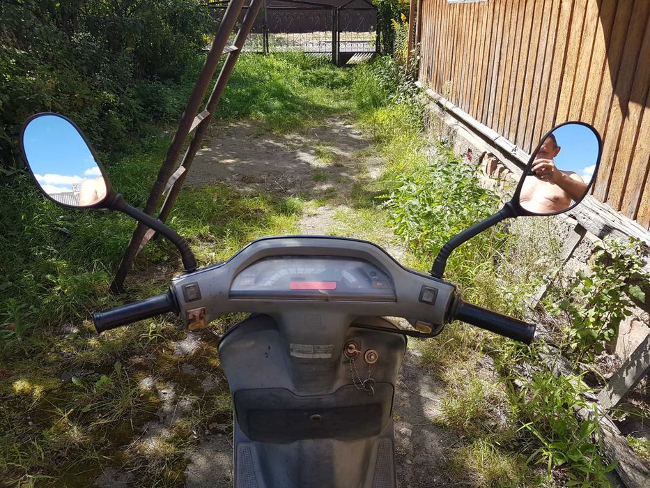 Скутер Honda Takt-24 Standup? нічого робити не треба, сів поїхав.