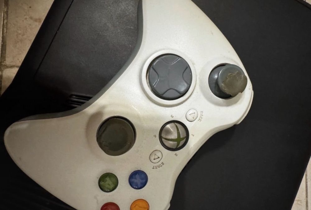 Xbox 360 Slim preta