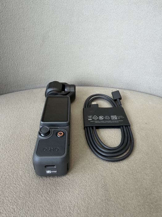 Екшн-камера DJI Osmo Pocket 4 Standard Combo