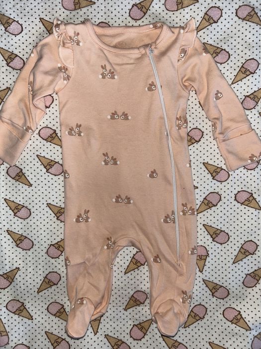 Дитячий одяг чоловічки бу, але носили тільки жовтий, інші нові