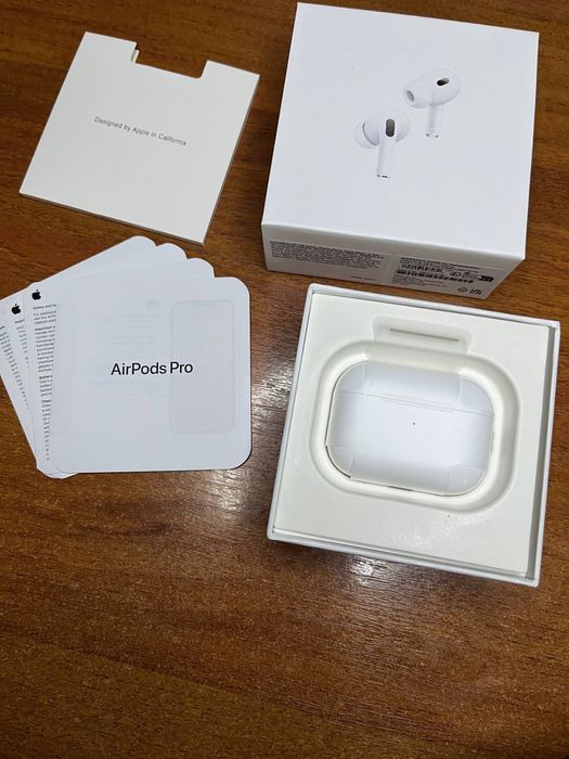 Apple AirPods Pro 2