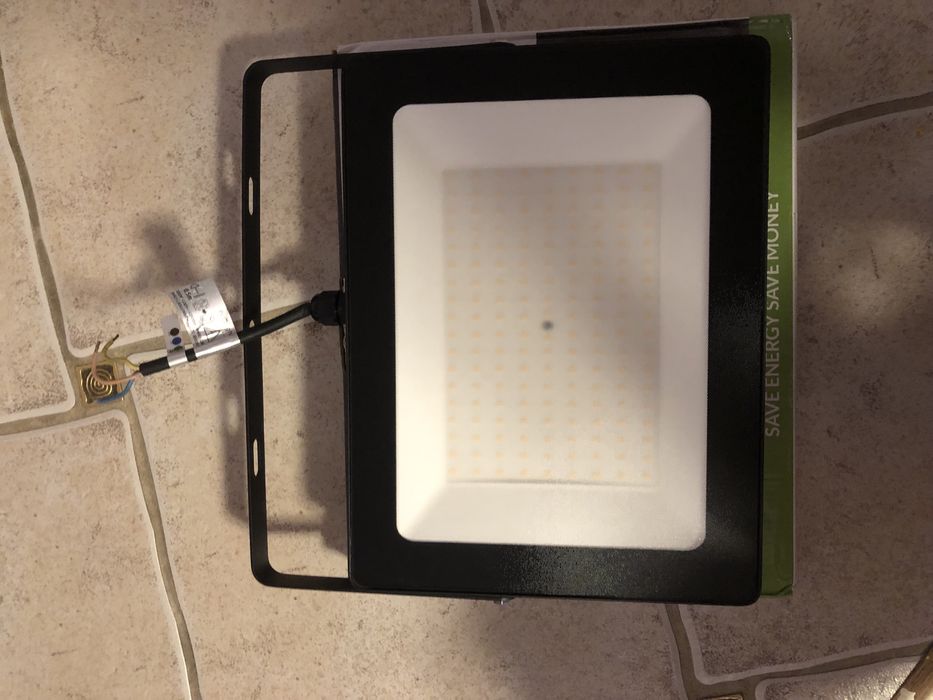 Naświetlacz LED Halogen 150W 3000K 13500lm IP65 Czarny ECOLIGHT