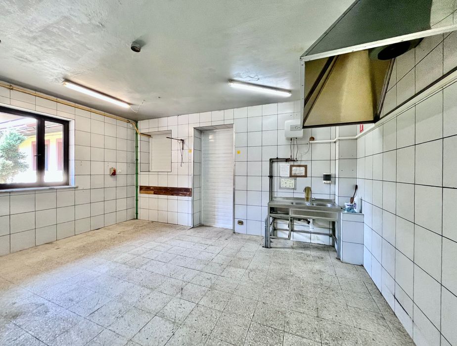 Lokal użytkowy na produkcję (gastronomia), hurtownię, magazyn lub inne