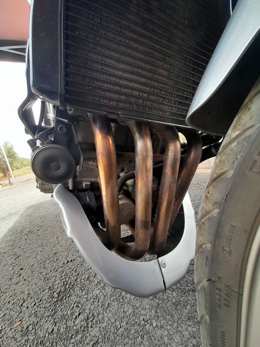 Honda CB 1000 F - Parece Nova