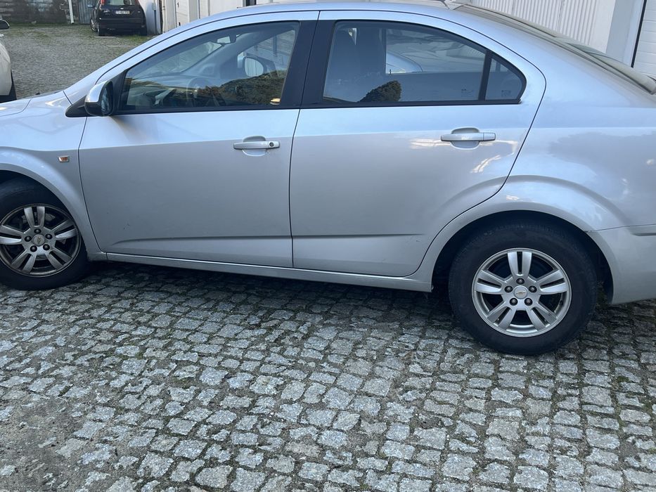 Chevrolet Aveo - óptimo estado.