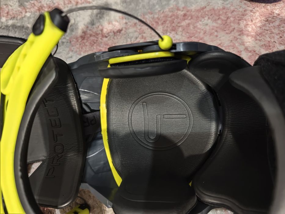 Joelheiras Mobius x8