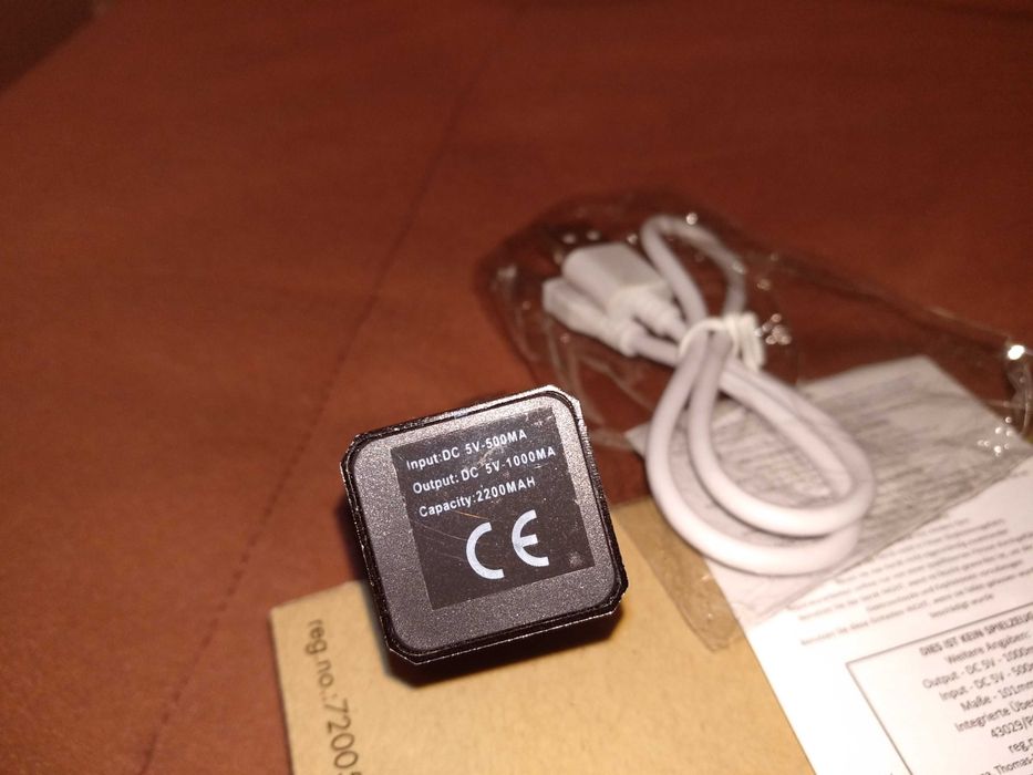 Powerbank nowy nieużywany 2200MAH