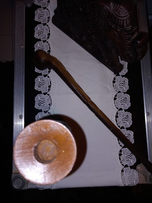 Peças em madeira de varios países como se pode ver nas fotos