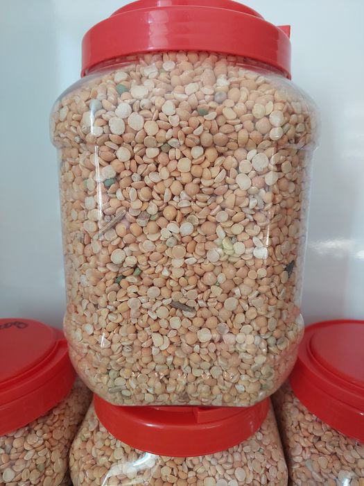 Горох крупа розкіпає