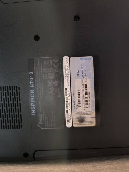 Laptop Dell 19" dosyć duży