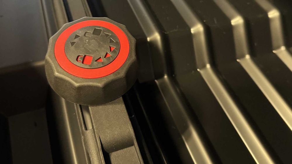 Mega mocny box dachowy Taurus Adventure 480 czarny matowy karbon NEW