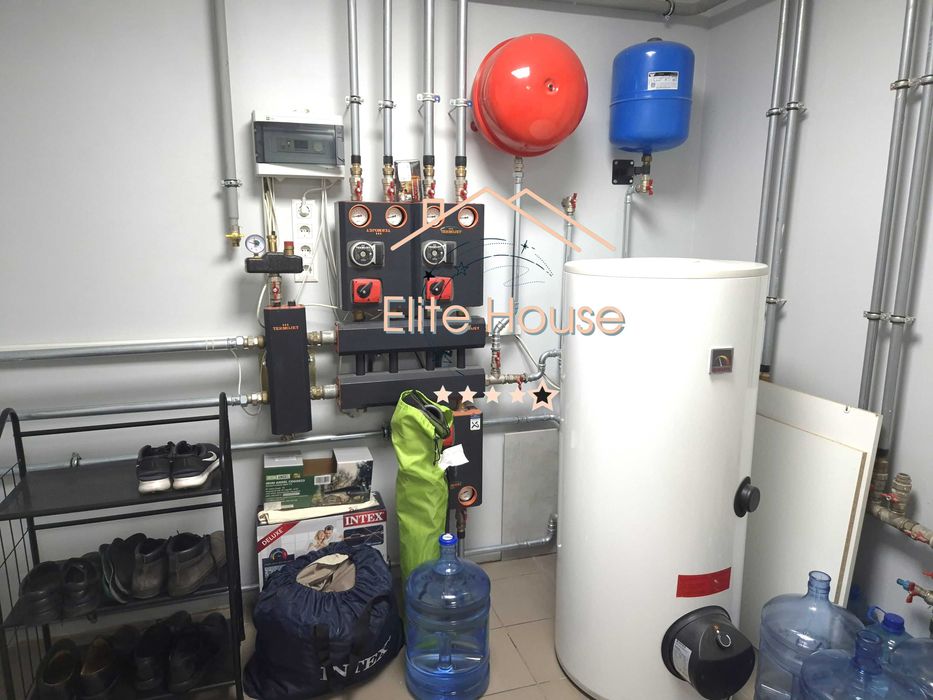 Без % Продам будинок Печерськ Лубенська ліфт тераса гараж світло завжд