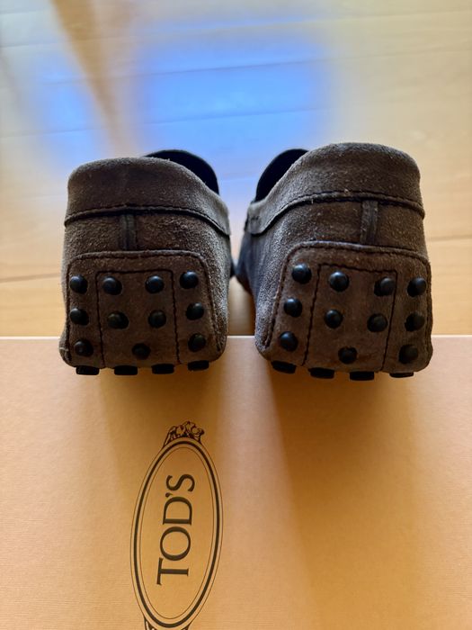 TOD’s loafer castanho em camurça