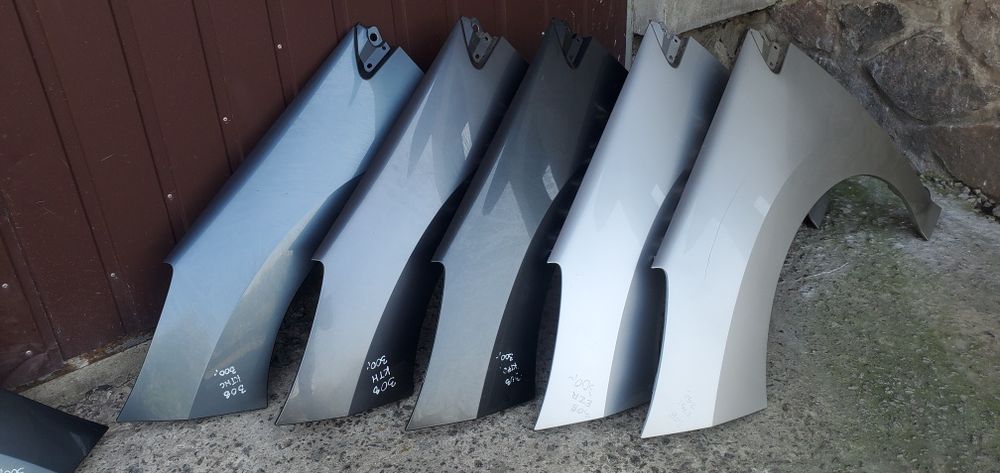 Крила крило пежо Peugeot 308 307  3008коплектом по одному праве та лів