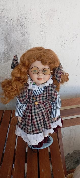 Bonecas de Porcelana – Colecionáveis e Elegantes!