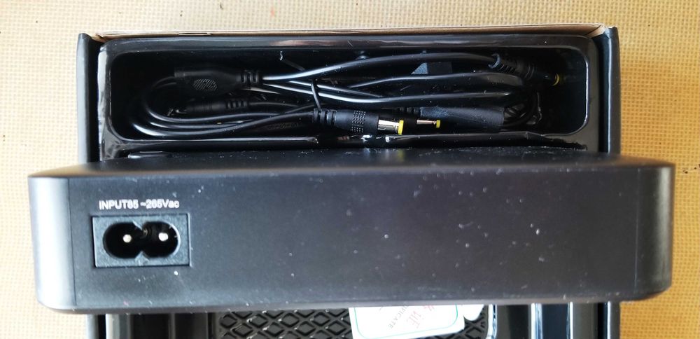 Джерело безперебійного живлення Docreate DC1036L EU UPS 36W
